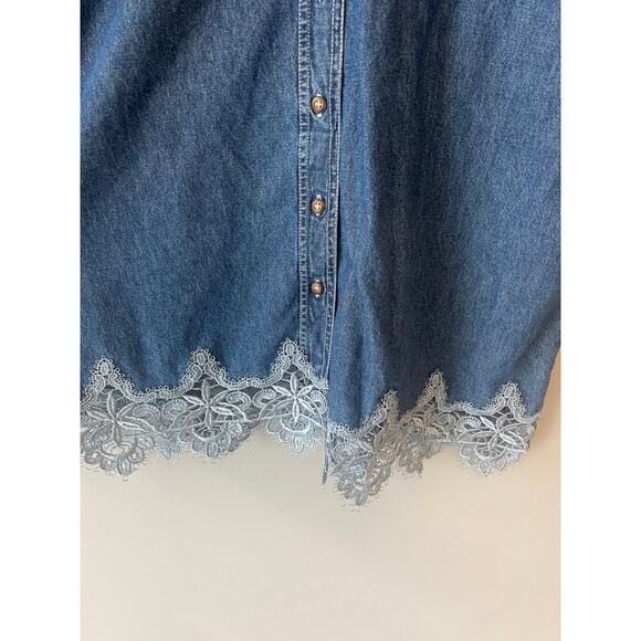 Vintage Plus Size Snoopy Denim Button Down - Picture 2 of 6